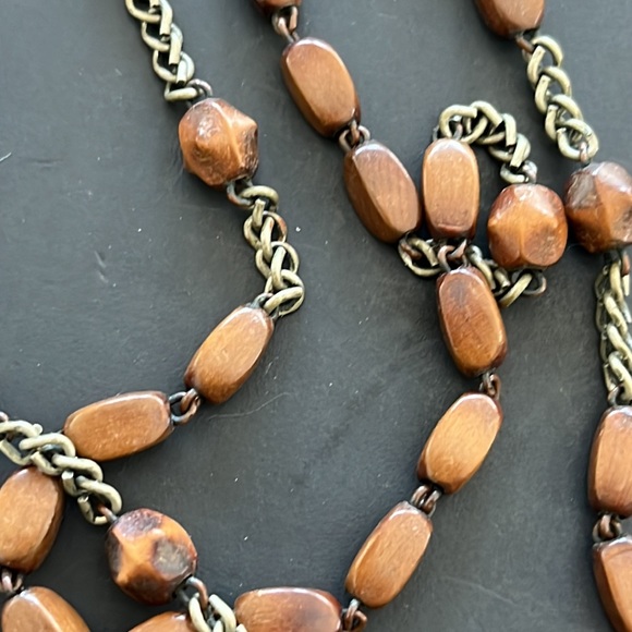 FRANCE ROSARY WOOD NECKLACE - Picture 6 of 6